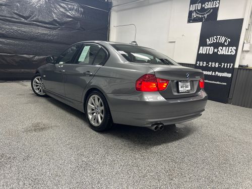2009 BMW 3 Series 328i Lower Image 1