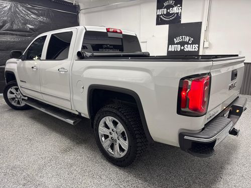 2018 GMC Sierra 1500 SLT Crew Cab Lower Image 1