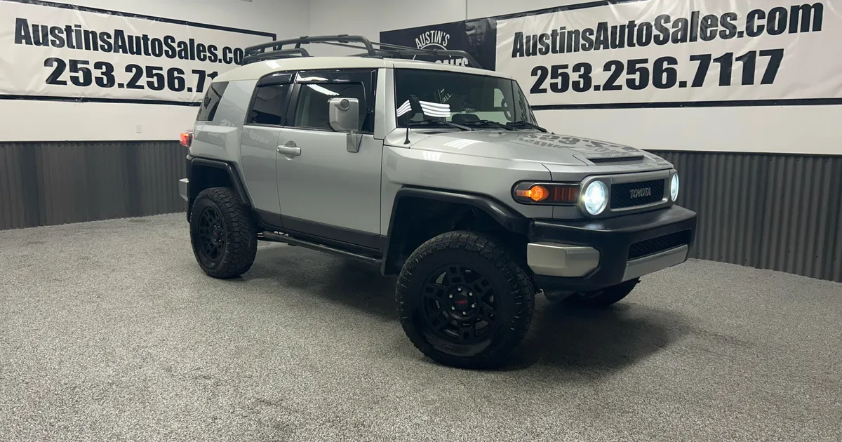 2007 Toyota FJ Cruiser Base - Austin's Auto Sales