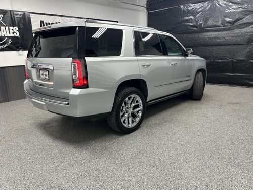 2018 GMC Yukon Denali Lower Image 3