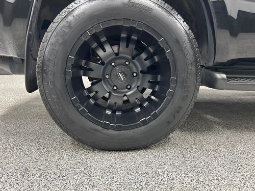 2006 Toyota 4Runner Limited Lower Image 3