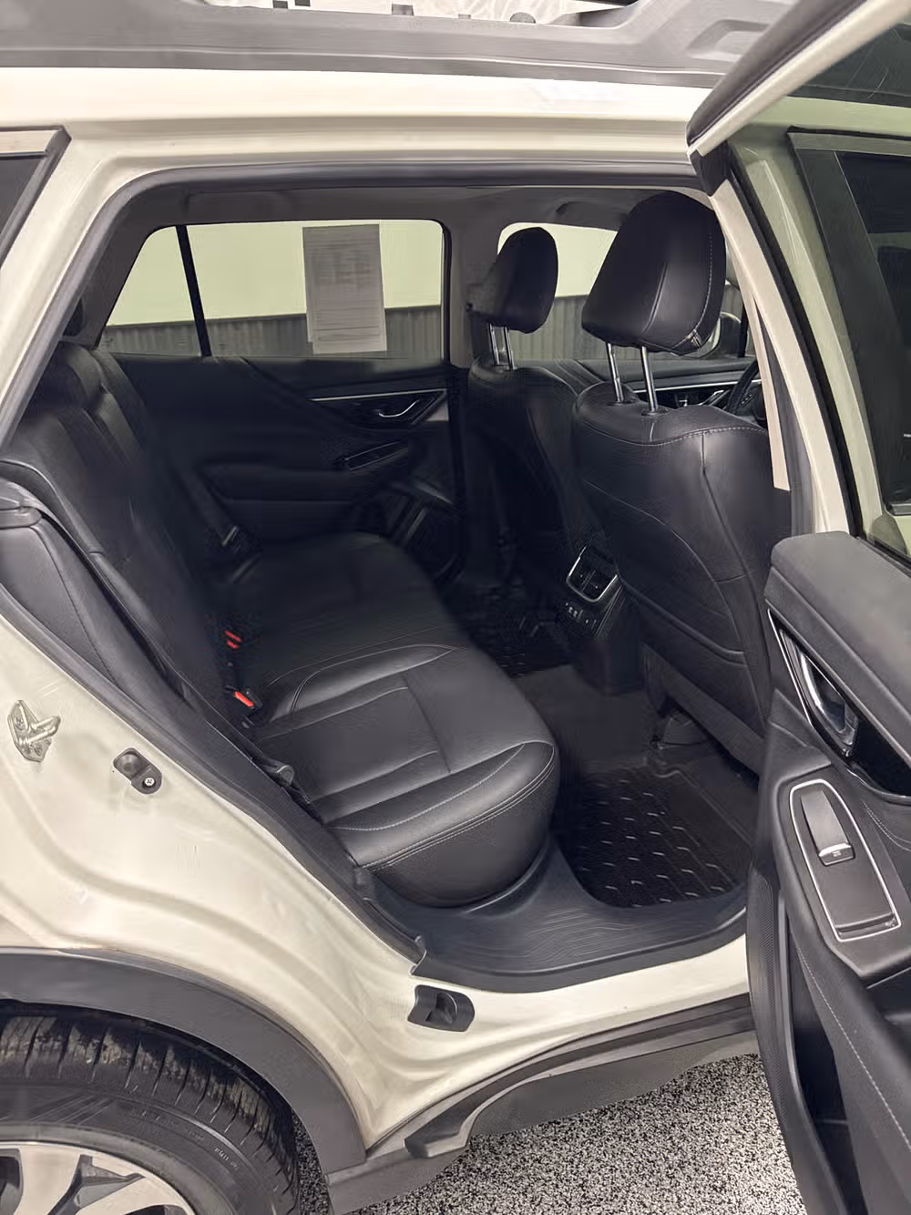 2020 Subaru Outback Limited XT Image 15