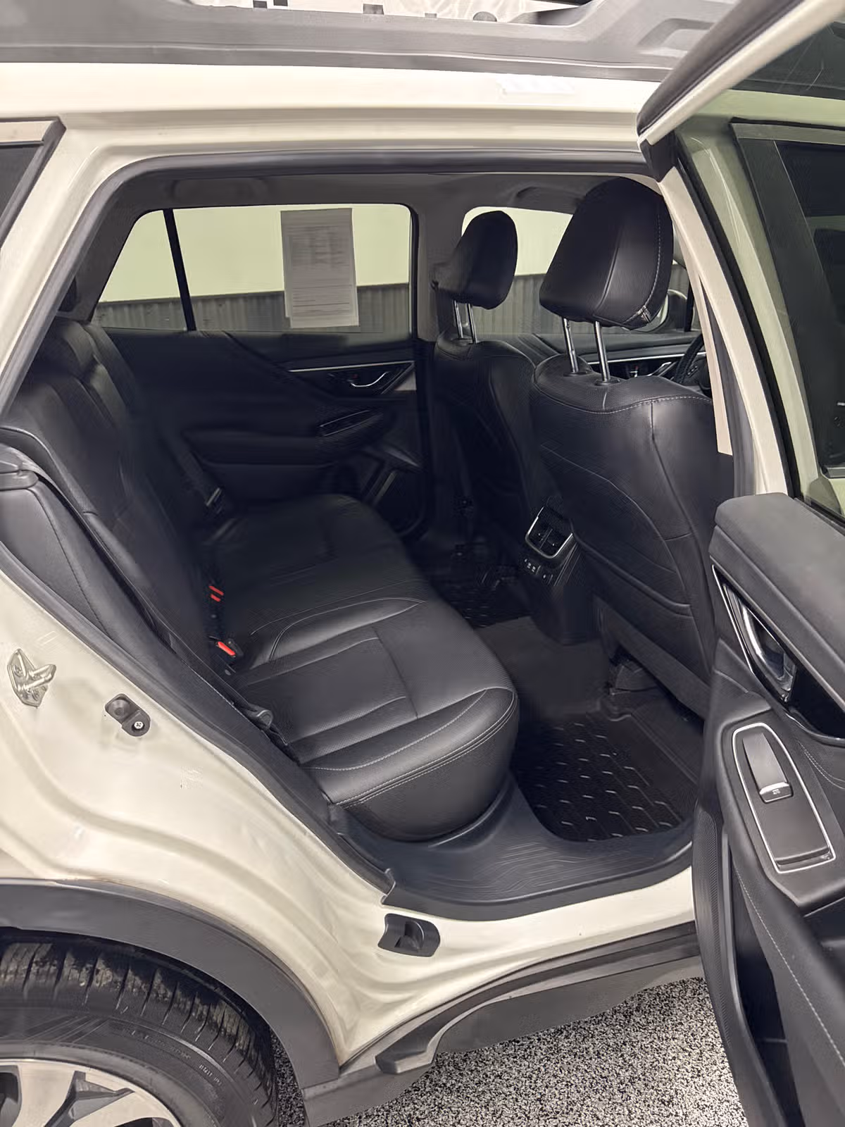 2020 Subaru Outback Limited XT Image 15