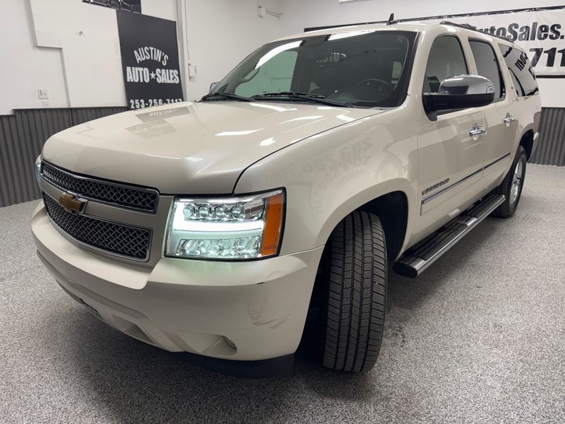 2013 Chevrolet Suburban LTZ Upper Image 2