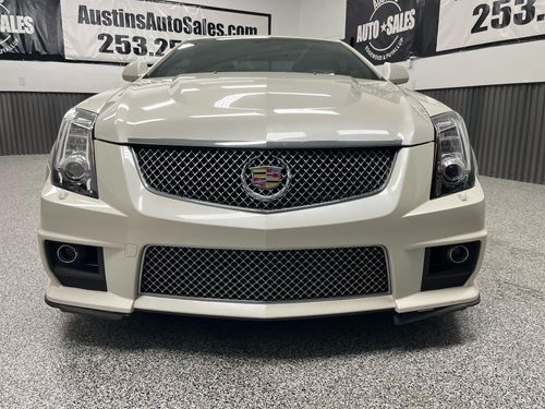 2012 Cadillac CTS-V Base Lower Image 3