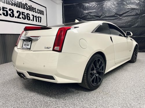 2012 Cadillac CTS-V Base Lower Image 1