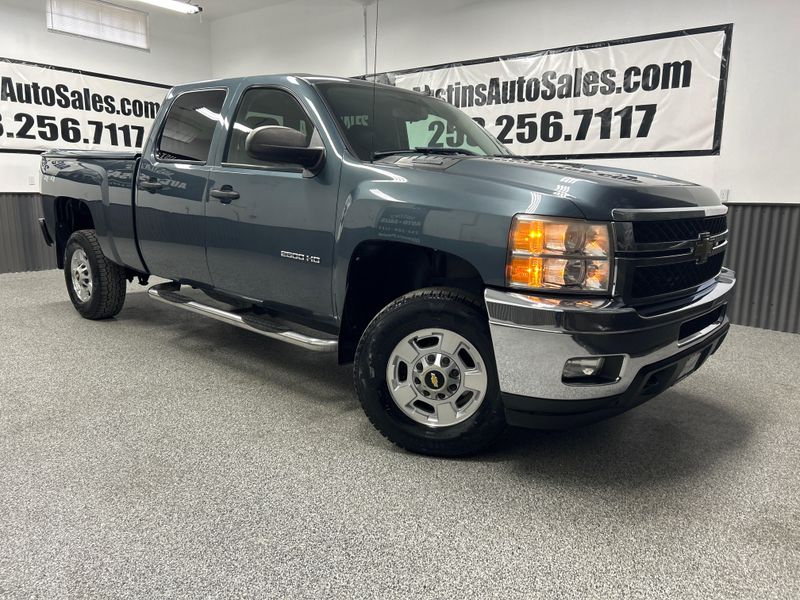 2011 Chevrolet Silverado 2500HD LT Crew Cab Upper Image 1