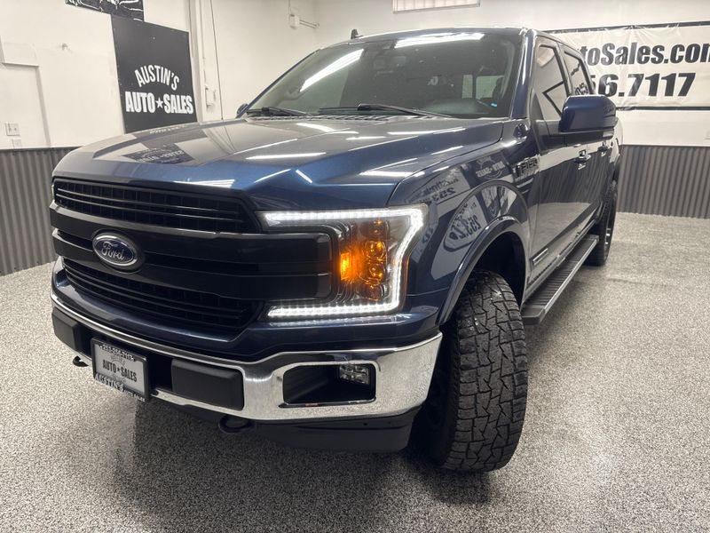 2019 Ford F-150 Lariat SuperCrew Upper Image 2