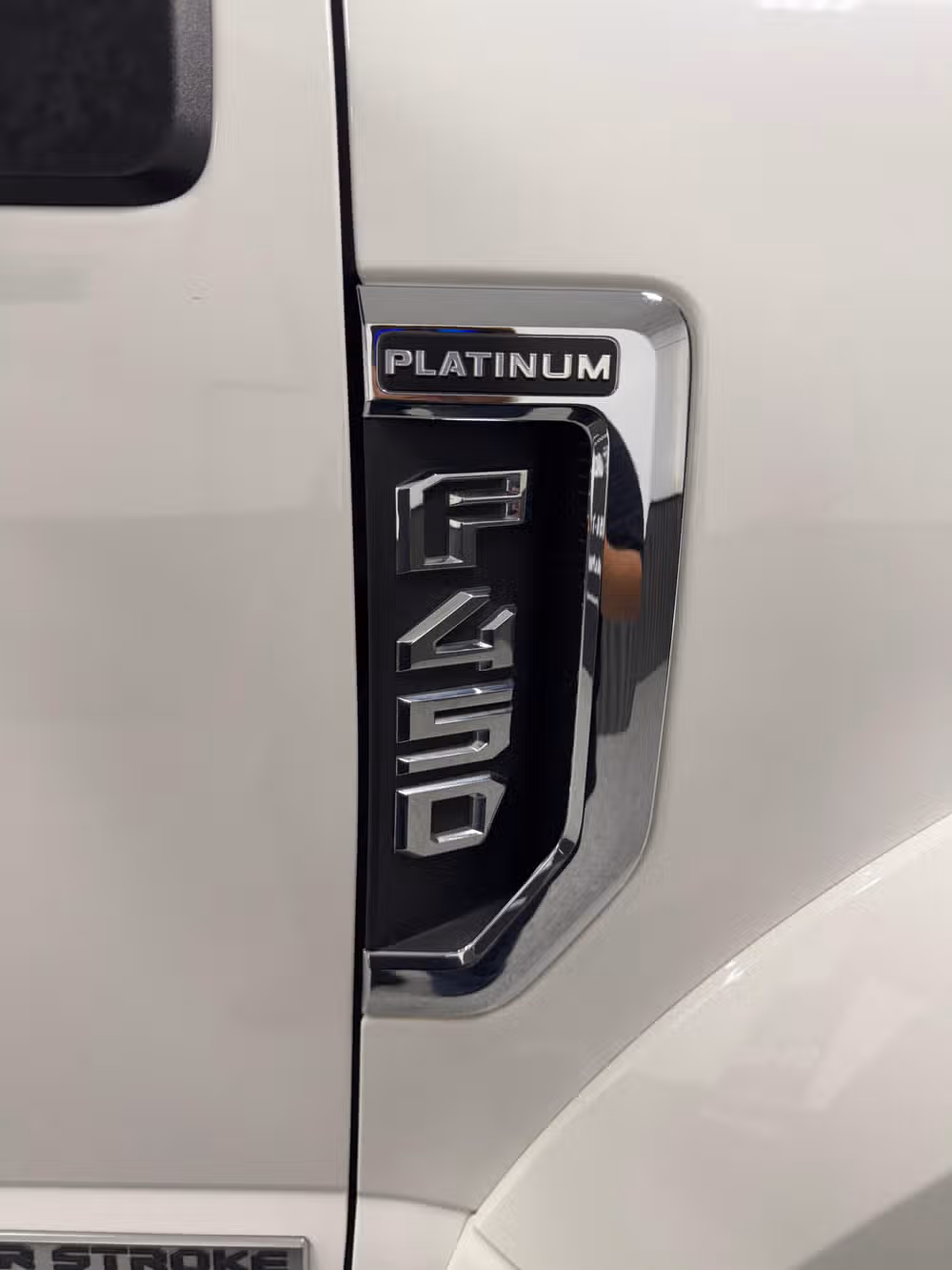 2022 Ford F-450 Super Duty Platinum Image 7
