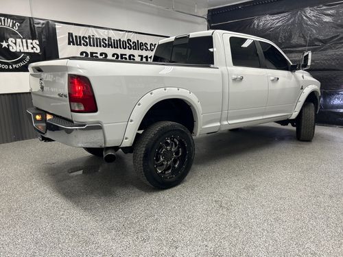2012 Ram 3500 Laramie Crew Cab Lower Image 3