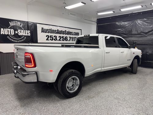 2020 Ram 3500 Big Horn Crew Cab Lower Image 3