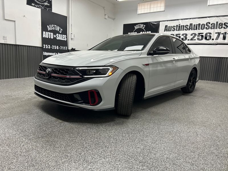 2023 Volkswagen Jetta GLI Autobahn Upper Image 2