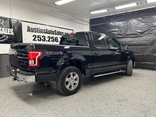 2017 Ford F-150 Lariat SuperCrew Lower Image 3