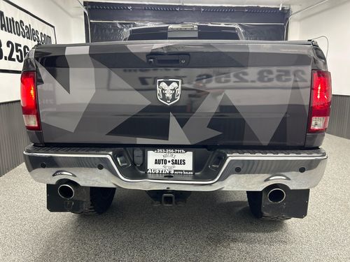 2012 Ram 1500 Big Horn Crew Cab Lower Image 2