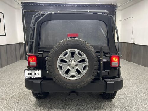 2017 Jeep Wrangler Unlimited Sport Lower Image 2