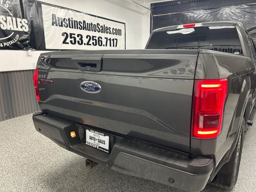 2015 Ford F-150 Lariat SuperCrew Lower Image 2