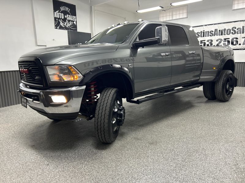 2010 Dodge Ram 3500 Laramie Mega Cab Upper Image 2