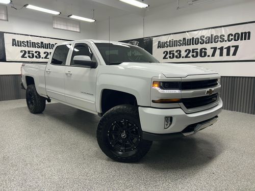 11170 - 2018 Chevrolet Silverado 1500 LT Z71 Crew Cab