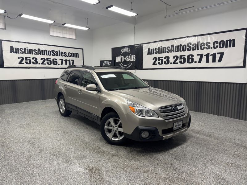2014 Subaru Outback 2.5i Limited Crossover Upper Image 1