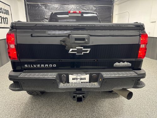2019 Chevrolet Silverado 2500HD High Country Crew Cab Lower Image 2