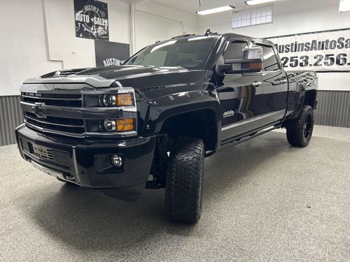 2019 Chevrolet Silverado 2500HD High Country Lower Image 1