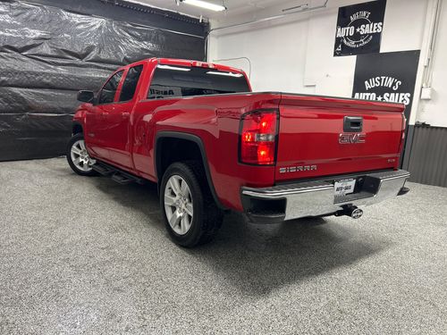 2015 GMC Sierra 1500 SLE Double Cab Lower Image 1