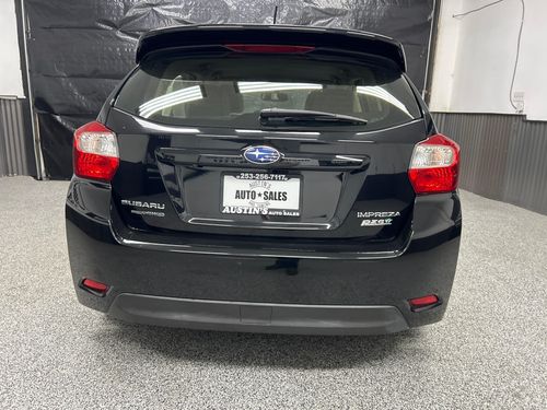 2015 Subaru Impreza 2.0i Limited Lower Image 2