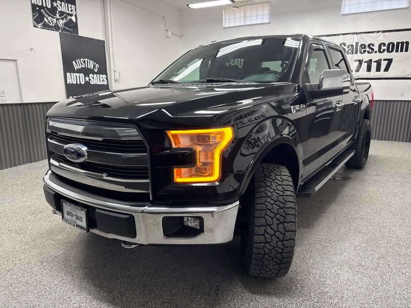 2016 Ford F-150 Lariat photo 2