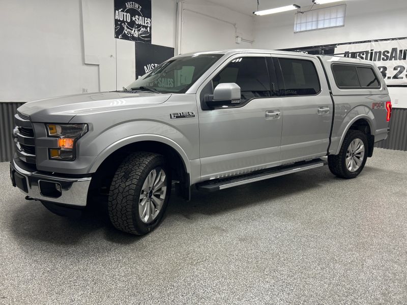 2015 Ford F-150 Lariat SuperCrew Upper Image 2