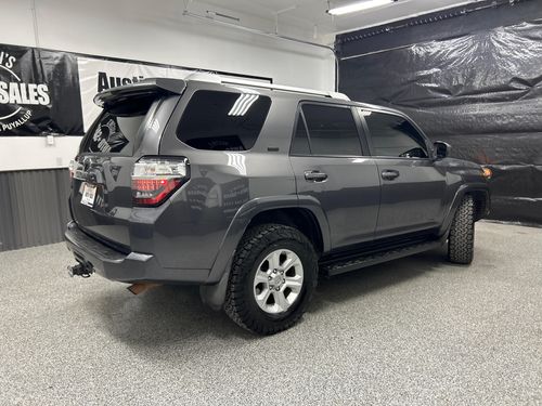 2015 Toyota 4Runner SR5 Lower Image 3