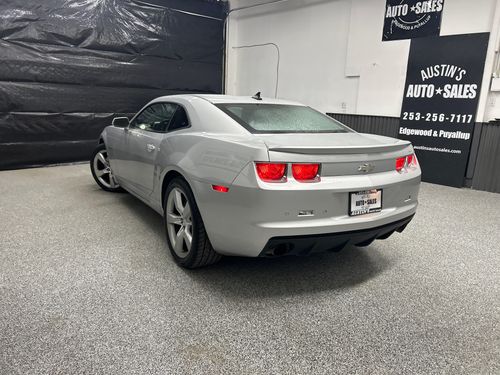2011 Chevrolet Camaro SS Lower Image 1
