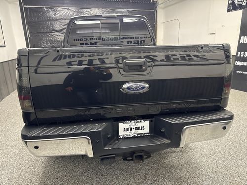 2013 Ford F-350 Super Duty Lariat Crew Cab Lower Image 2