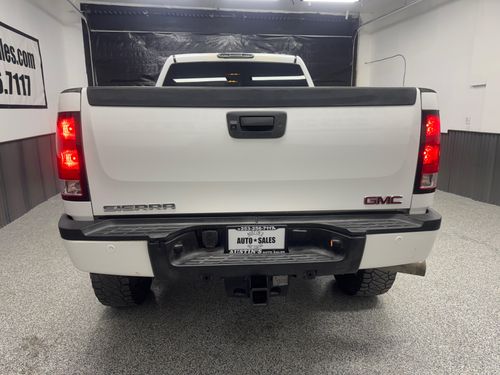 2011 GMC Sierra 2500HD Denali Crew Cab Lower Image 2