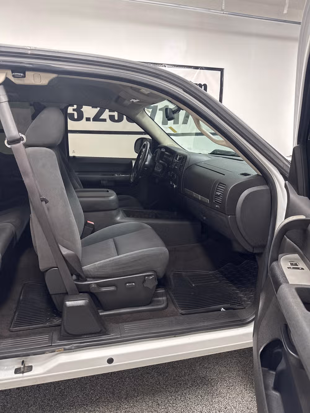 2009 GMC Sierra 1500 SLE Image 13