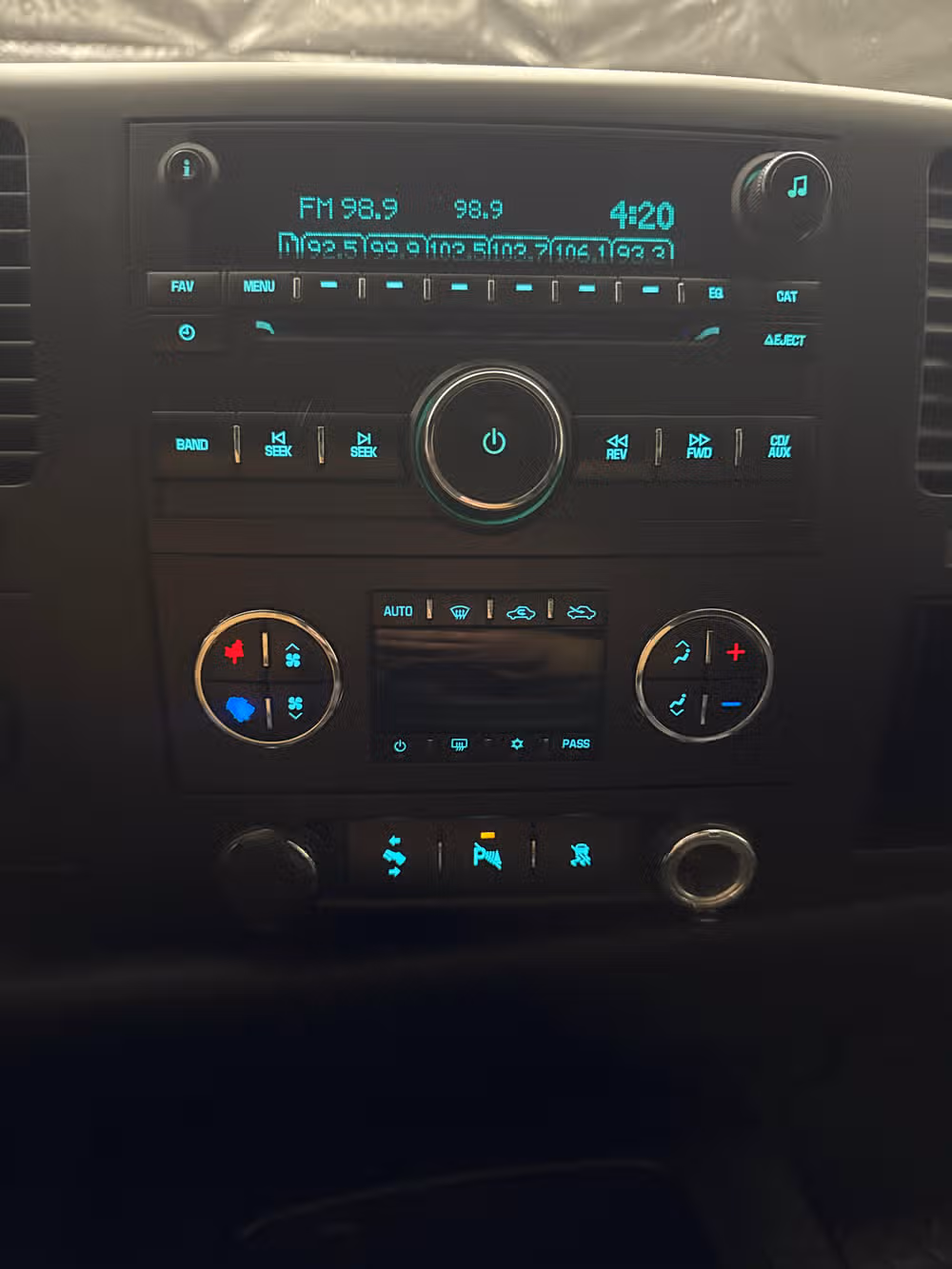 2009 GMC Sierra 1500 SLE Image 17