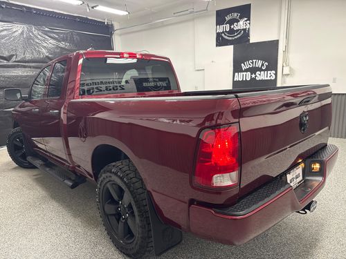 2019 Ram 1500 Classic Express Quad Cab Lower Image 1