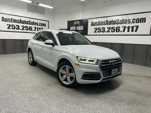 042386 - 2019 Audi Q5 quattro Prestige 45 TFSI