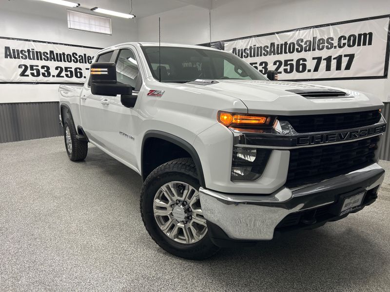 2021 Chevrolet Silverado 2500HD LT Crew Cab Upper Image 1