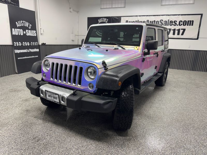 2018 Jeep Wrangler Unlimited Sahara photo 2
