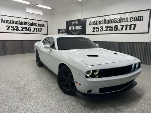 11187 - 2015 Dodge Challenger SXT
