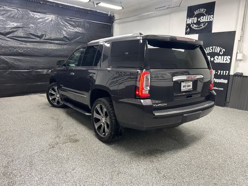 2017 GMC Yukon Denali Lower Image 1