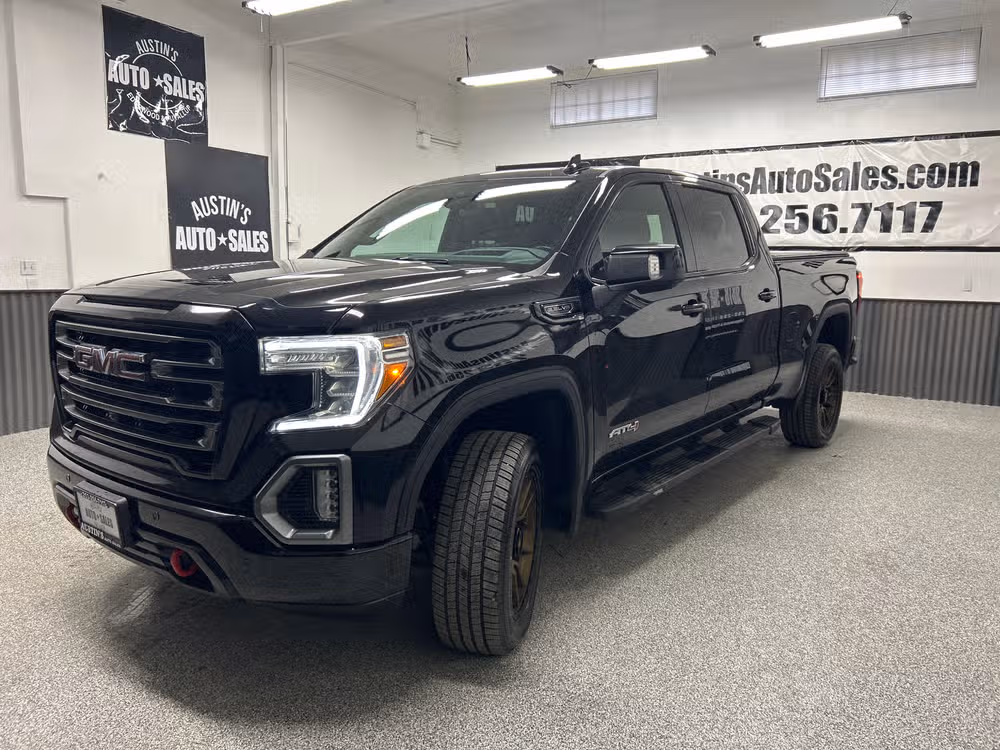 2019 GMC Sierra 1500 AT4 Crew Cab Image 2