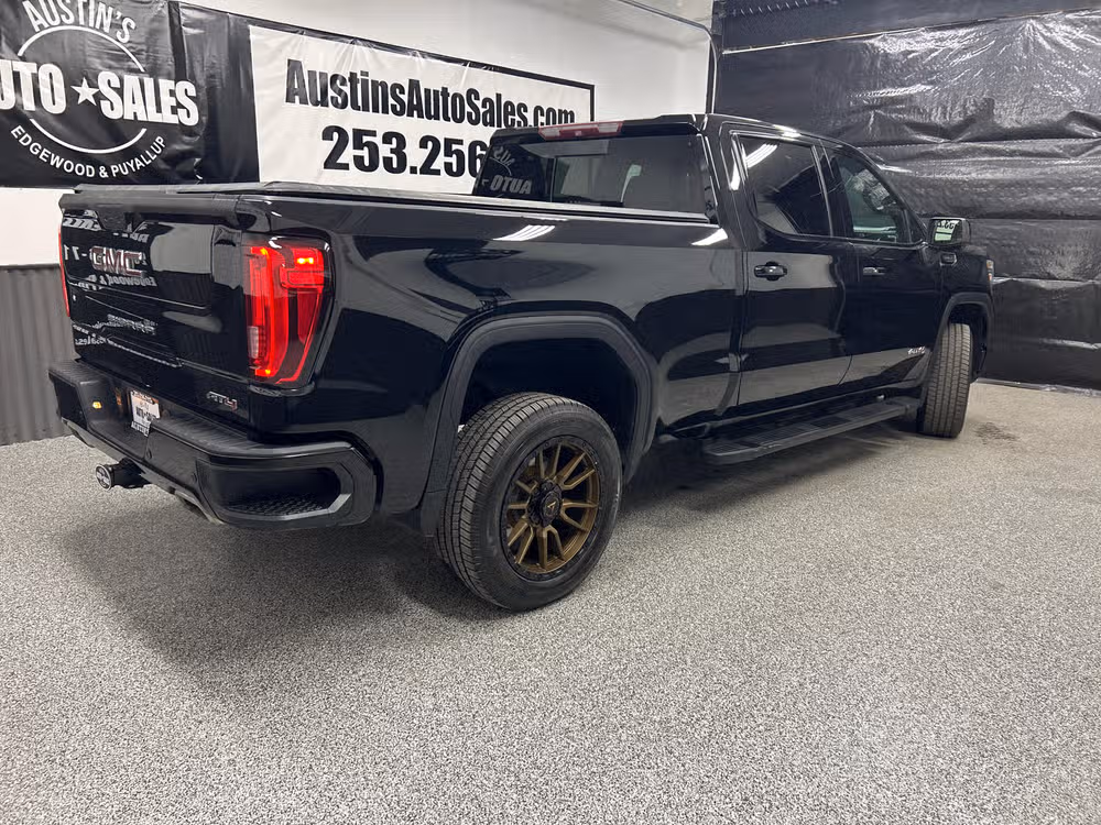 2019 GMC Sierra 1500 AT4 Crew Cab Image 5