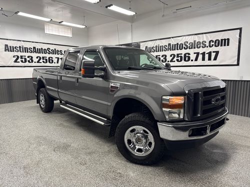 11219 - 2009 Ford F-350 Super Duty XLT Crew Cab