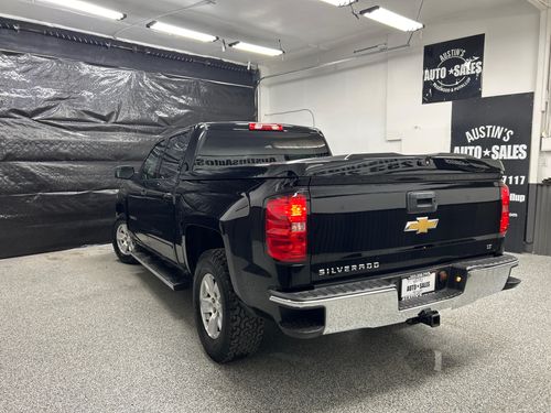 2017 Chevrolet Silverado 1500 LT Crew Cab Lower Image 1