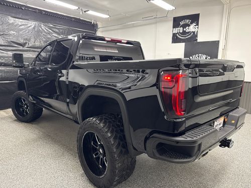 2021 GMC Sierra 1500 AT4 Crew Cab Lower Image 1