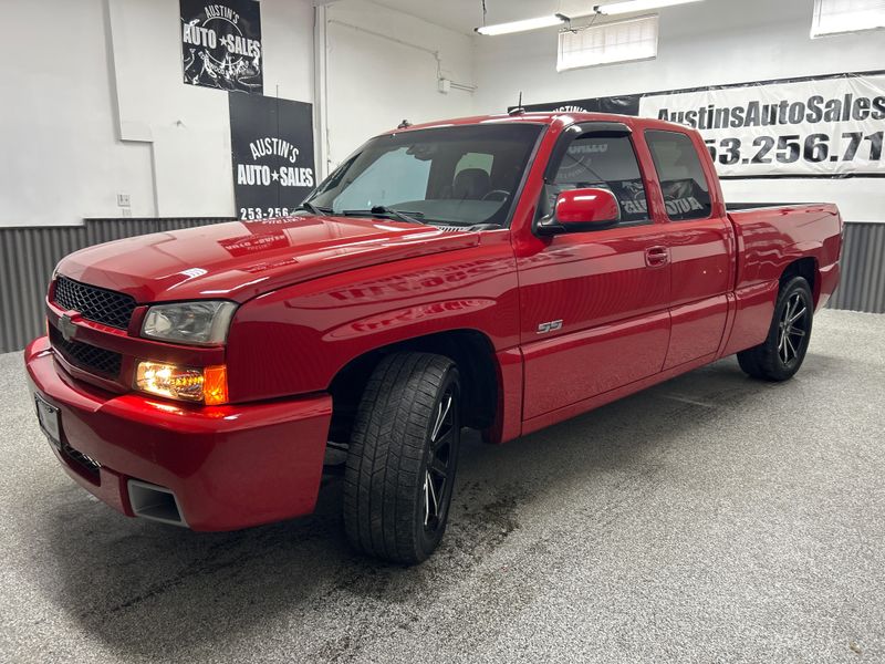 2003 Chevrolet Silverado 1500 SS Base photo 2