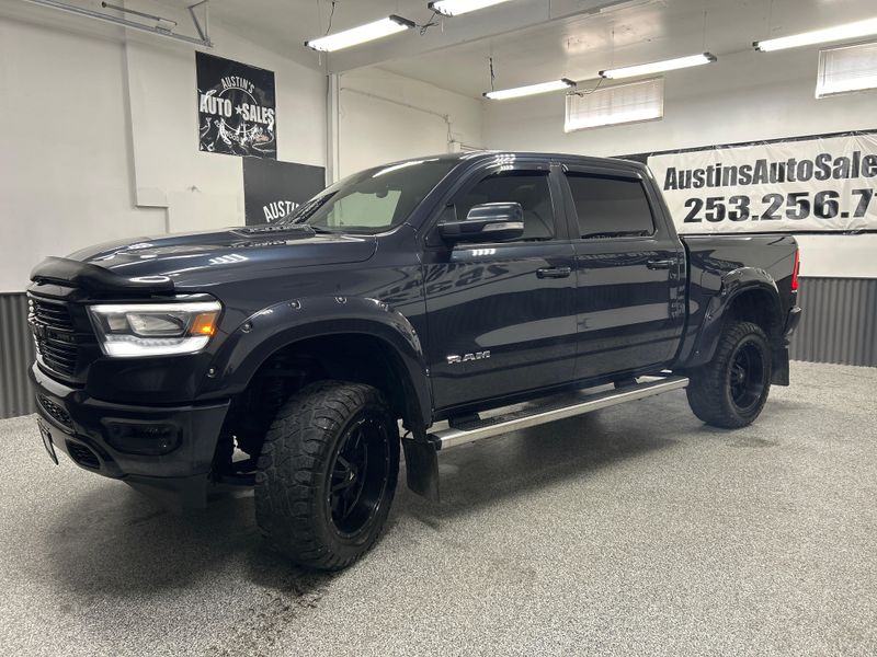 2019 Ram 1500 Laramie photo 2