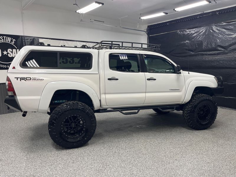 2008 Toyota Tacoma V6 photo 2