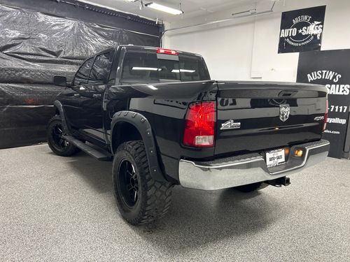2015 Ram 1500 Big Horn Crew Cab Lower Image 1